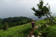 90 Scendendo sul 263 bel sentiero